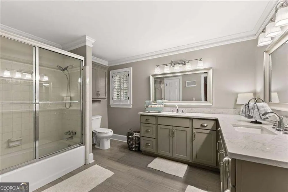 877 Guinevere WAY SW Lilburn, GA 30047