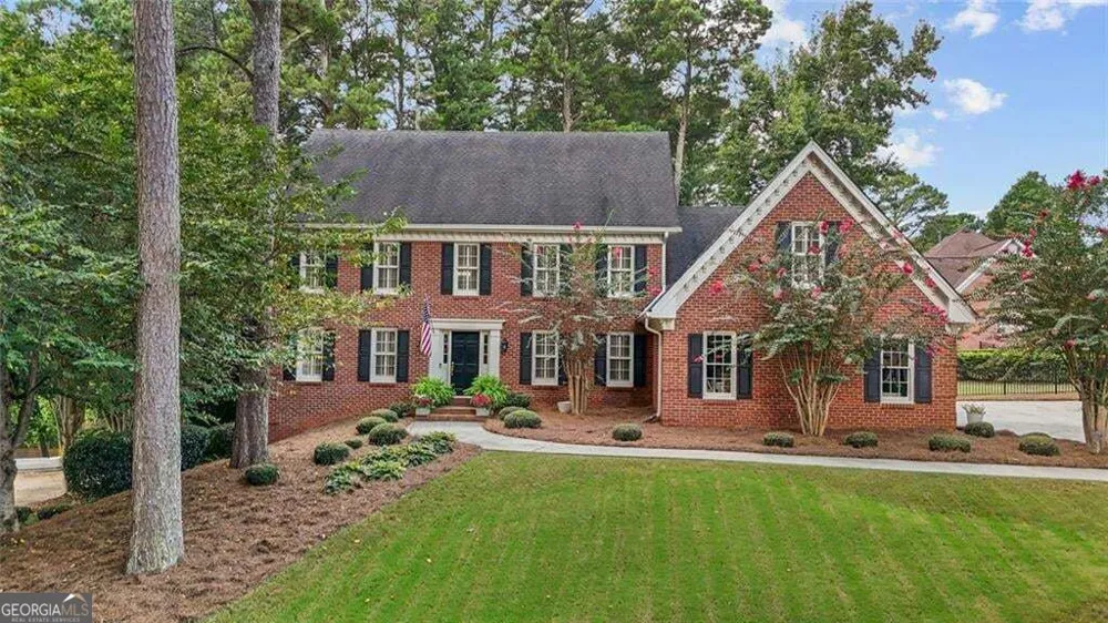 877 Guinevere WAY SW Lilburn, GA 30047