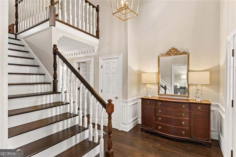 877 Guinevere WAY SW Lilburn, GA 30047