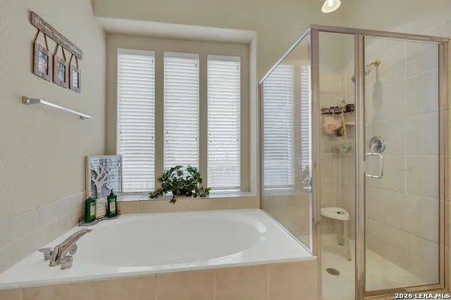2536 Woodbridge way Schertz, TX 78154