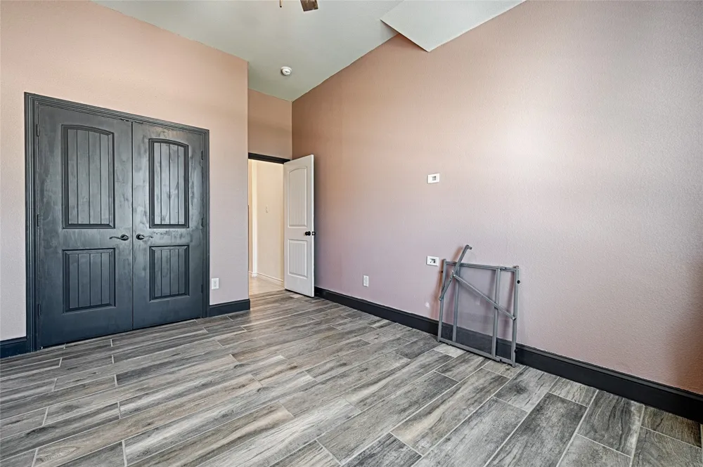 1053 Legacy Oaks Joshua, TX 76058