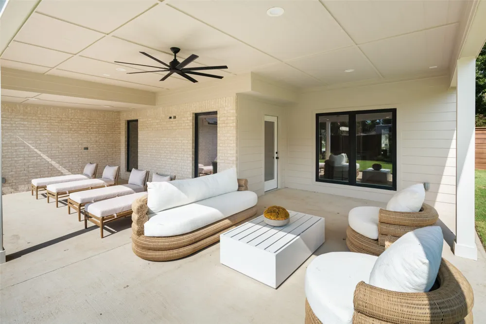 3105 Canyon Creek Drive Richardson, TX 75080