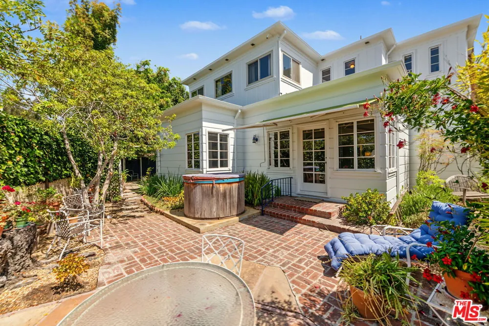 811 Thayer Avenue Los Angeles, CA 90024