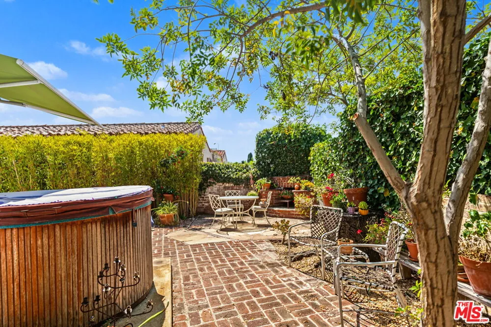 811 Thayer Avenue Los Angeles, CA 90024