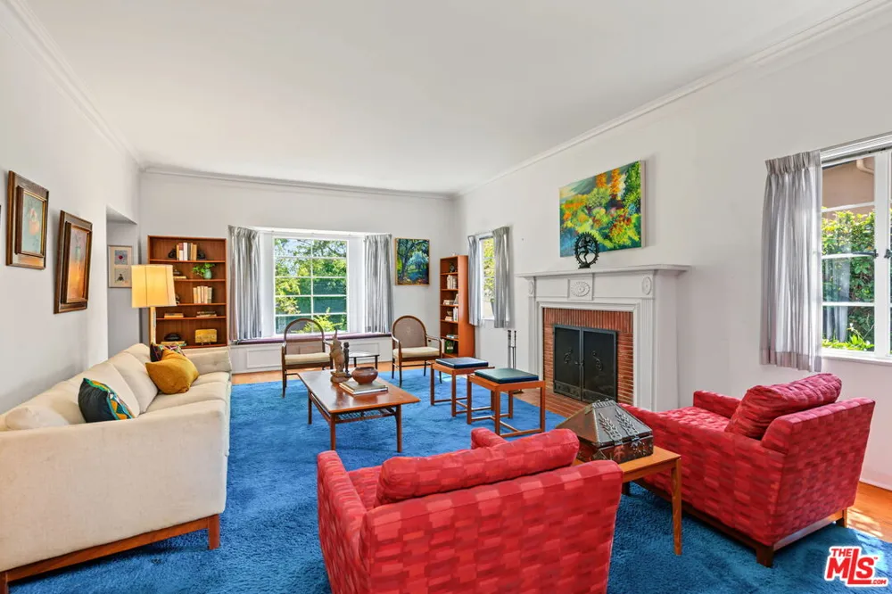 811 Thayer Avenue Los Angeles, CA 90024