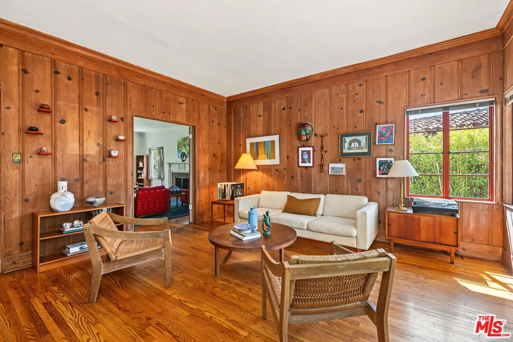 811 Thayer Avenue Los Angeles, CA 90024
