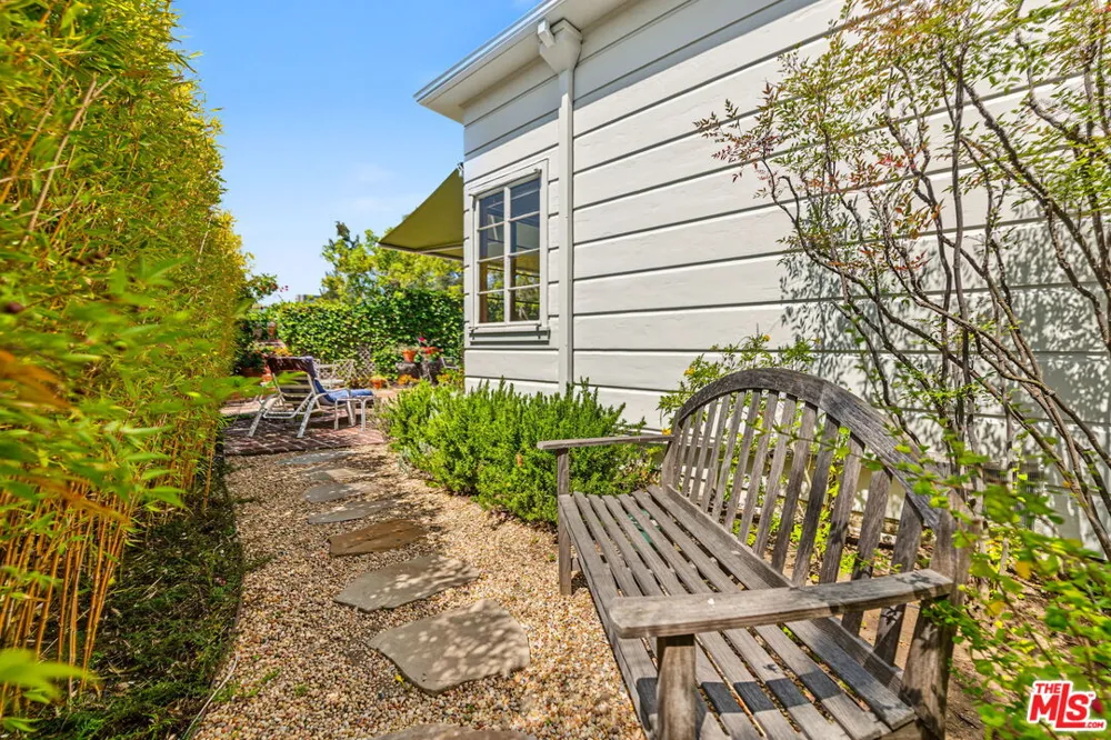 811 Thayer Avenue Los Angeles, CA 90024
