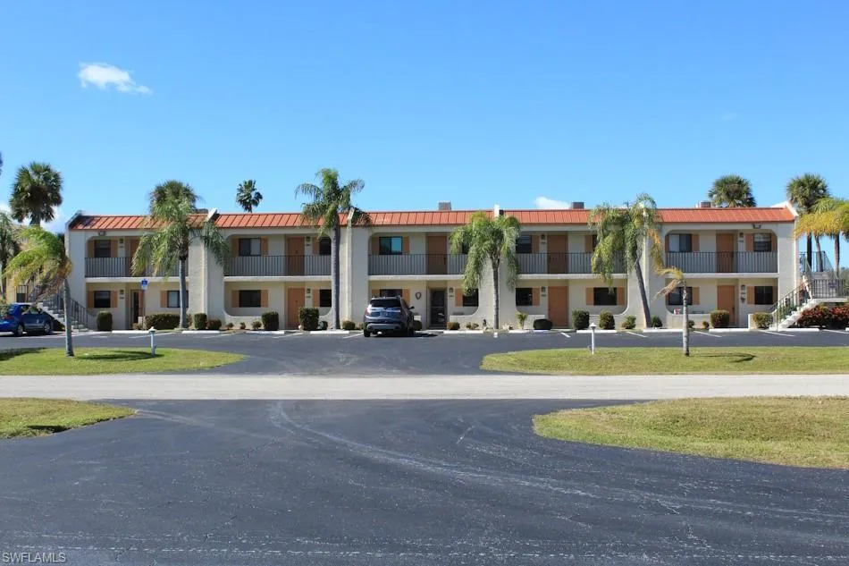 16341 Dublin Circle #101 Fort Myers, FL 33908