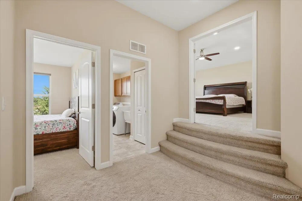 4810 E Stonegate Circle Orion Charter Township, MI 48359