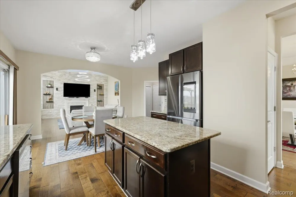 4810 E Stonegate Circle Orion Charter Township, MI 48359