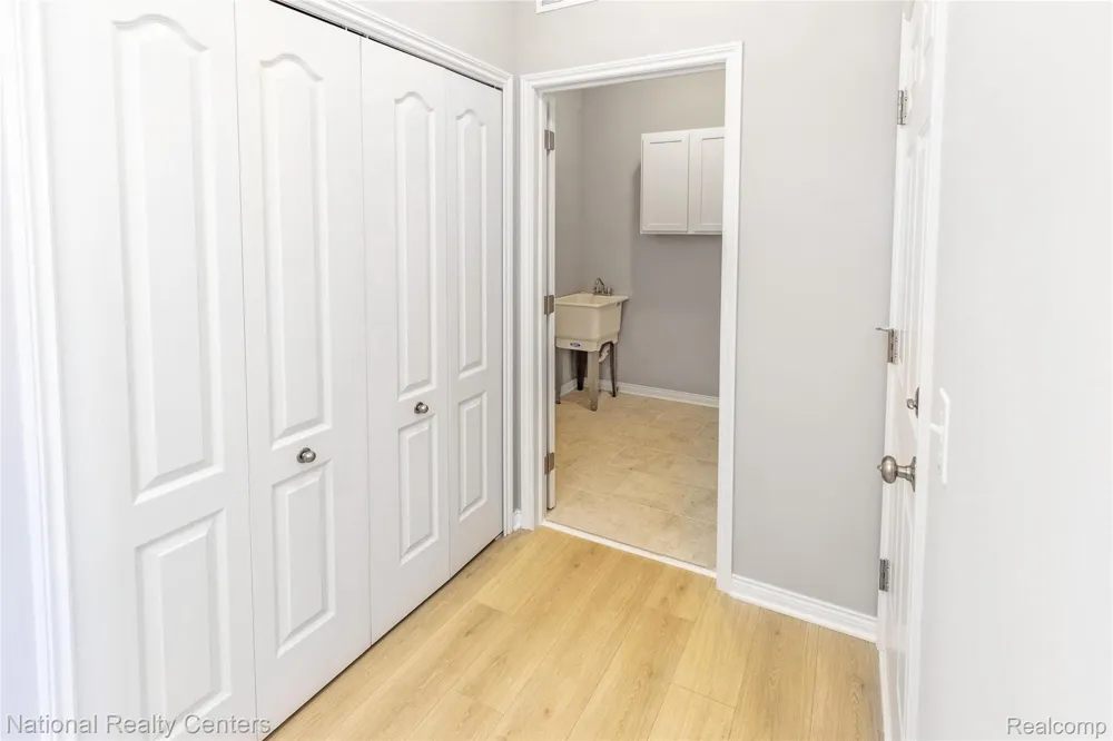 53182 Woodland Meadows Chesterfield Township, MI 48047