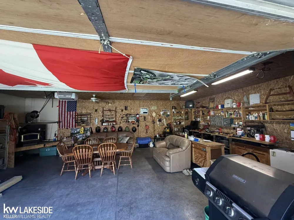 1561 W Helmer Lake Road Elmer Township, MI 48647