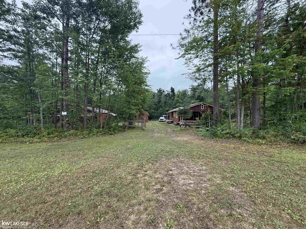 1561 W Helmer Lake Road Elmer Township, MI 48647