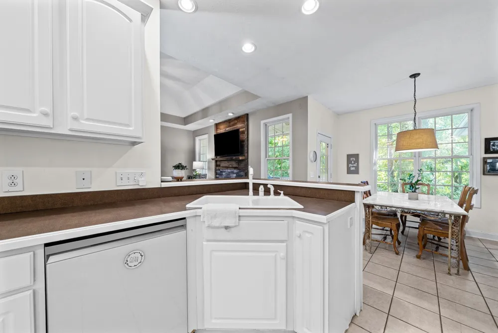 812 Brooke Valley Trce Clarksville, TN 37043