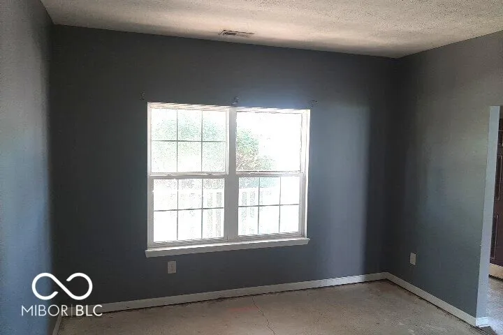4933 Birmingham Drive Indianapolis, IN 46235