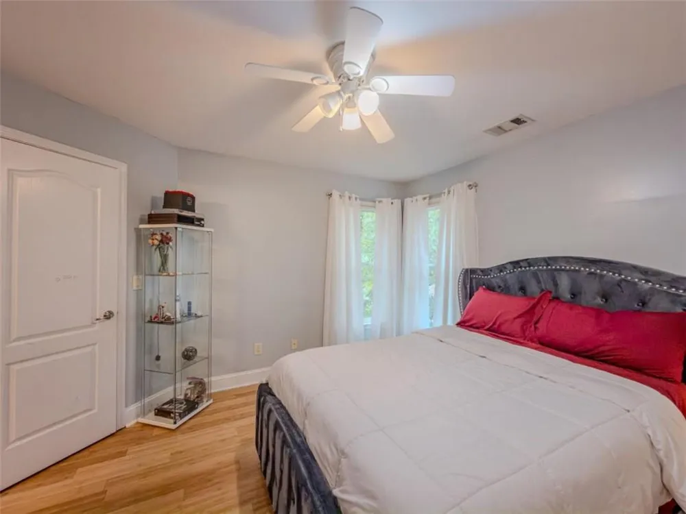 3551 Lochwolde Lane Snellville, GA 30039