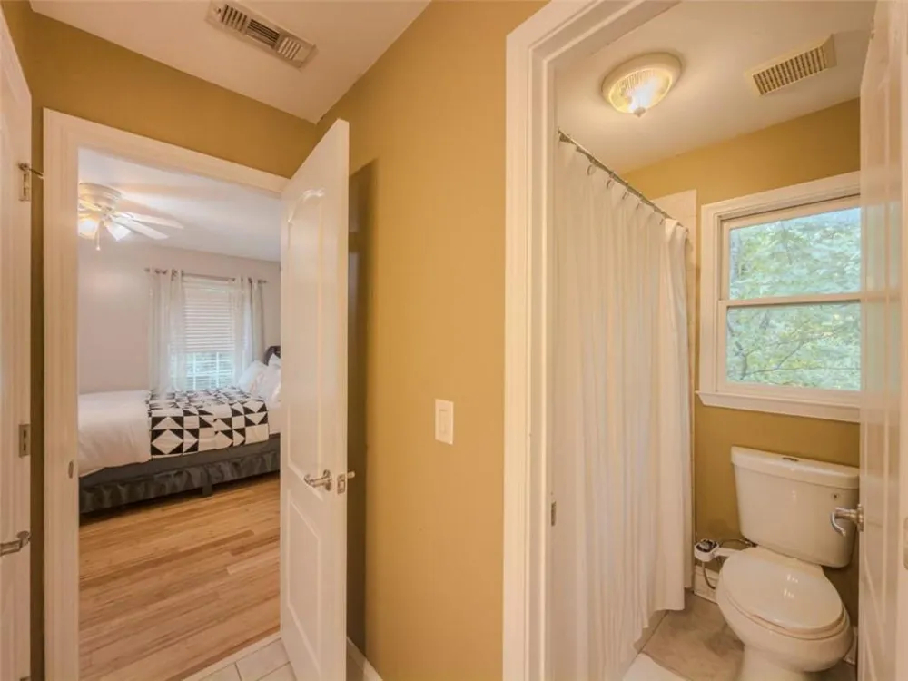 3551 Lochwolde Lane Snellville, GA 30039