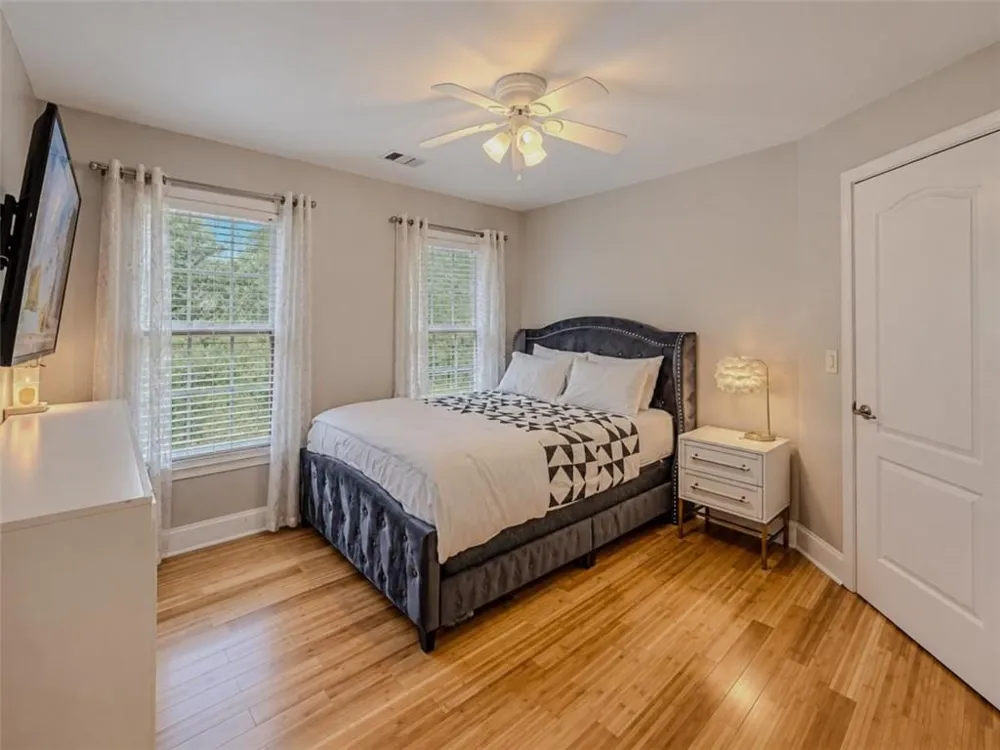 3551 Lochwolde Lane Snellville, GA 30039