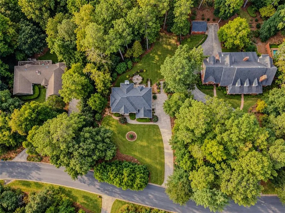 3551 Lochwolde Lane Snellville, GA 30039