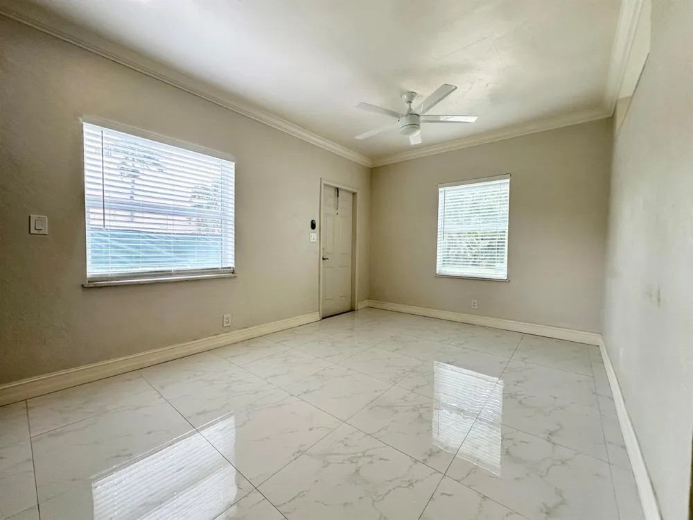 1041 NE 16th Avenue #W Fort Lauderdale, FL 33304