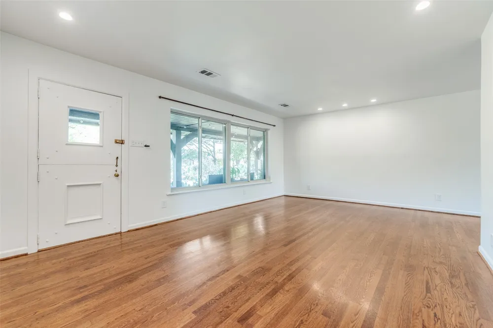 9347 Angora Street Dallas, TX 75218