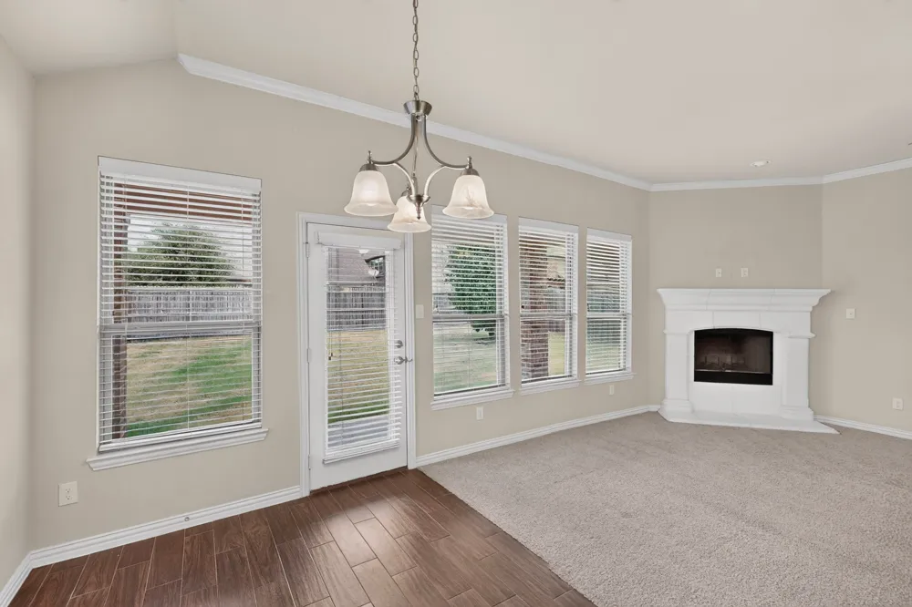 2100 McAllister Princeton, TX 75407