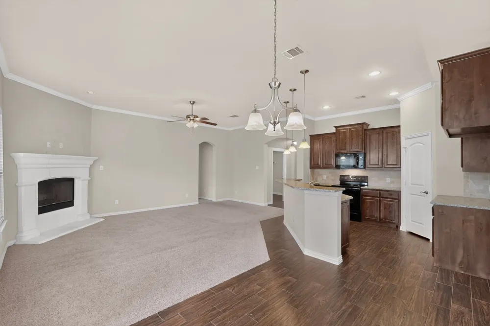 2100 McAllister Princeton, TX 75407