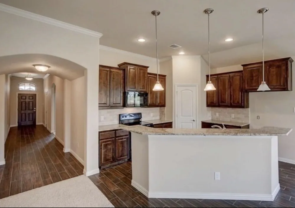 2100 McAllister Princeton, TX 75407