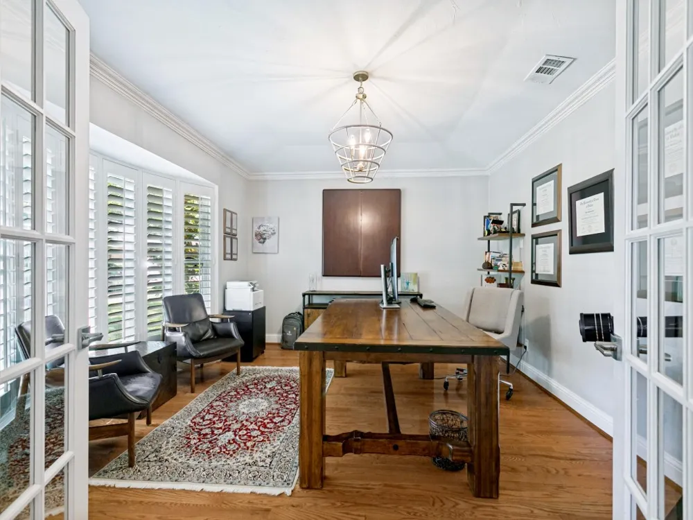16821 Park Hill Drive Dallas, TX 75248