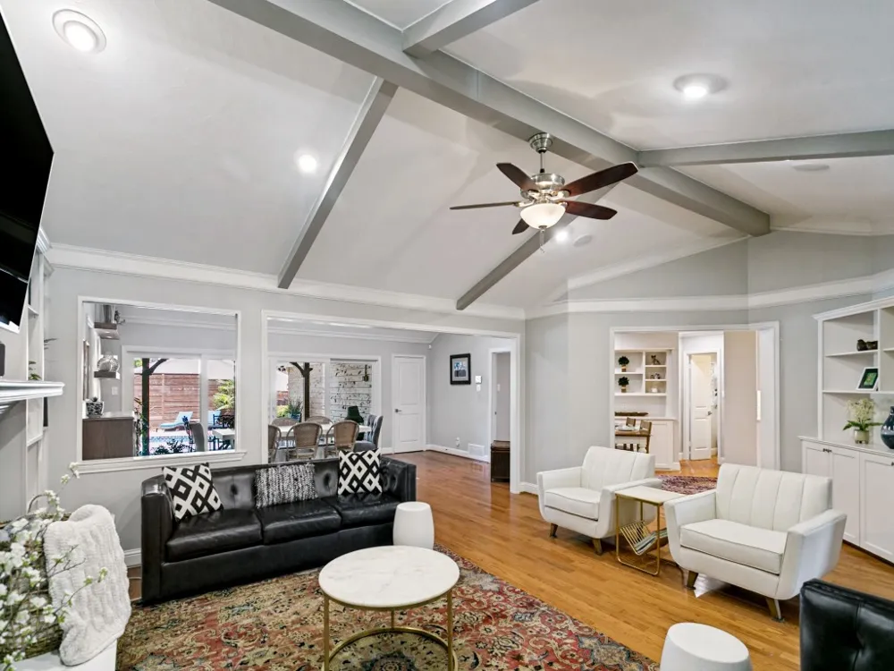 16821 Park Hill Drive Dallas, TX 75248