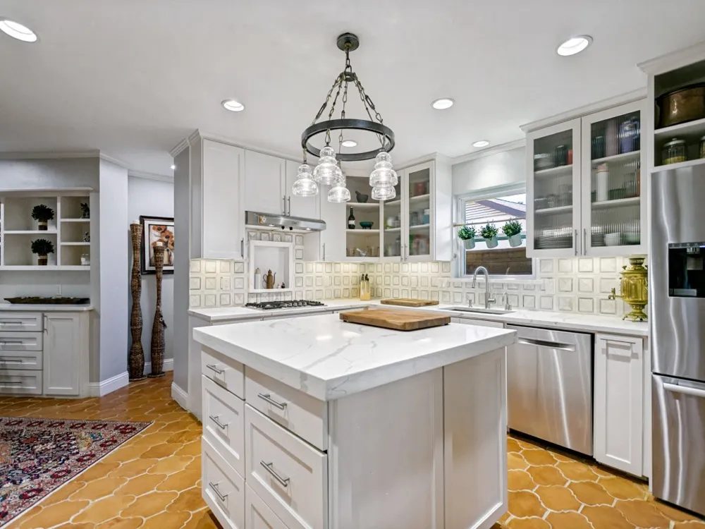 16821 Park Hill Drive Dallas, TX 75248