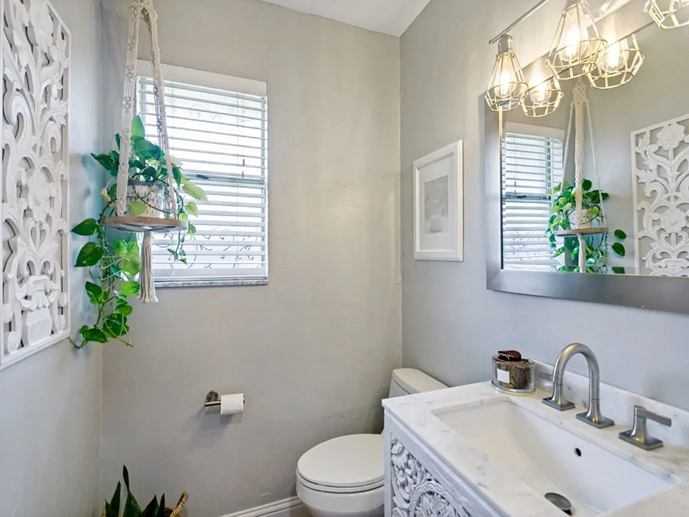 16821 Park Hill Drive Dallas, TX 75248