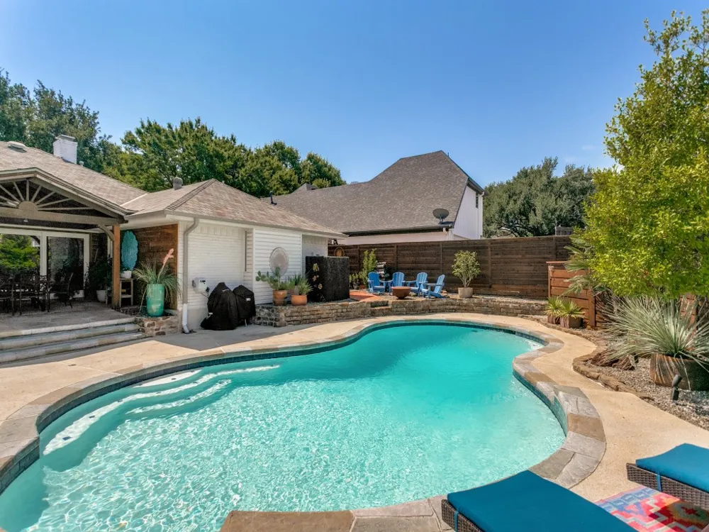 16821 Park Hill Drive Dallas, TX 75248