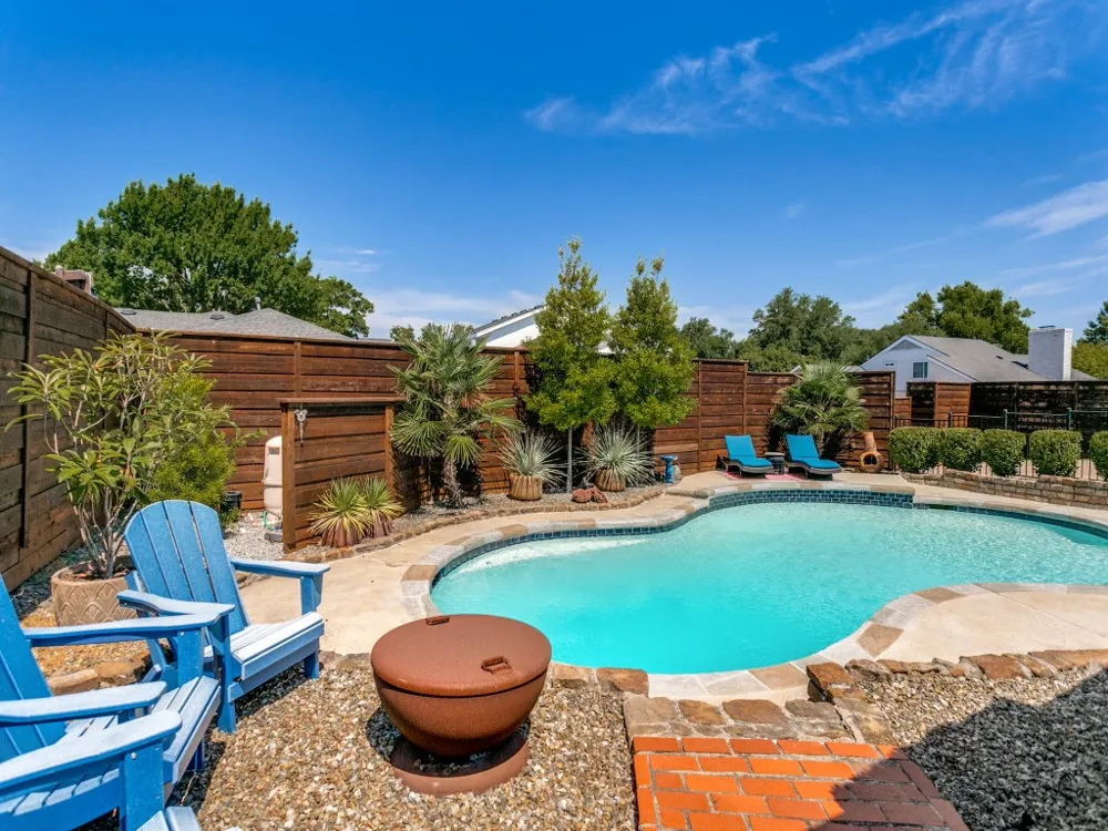 16821 Park Hill Drive Dallas, TX 75248