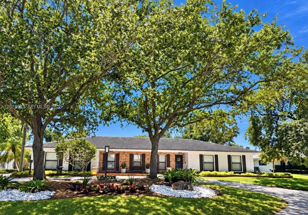 7440 SW 174th St Palmetto Bay, FL 33157