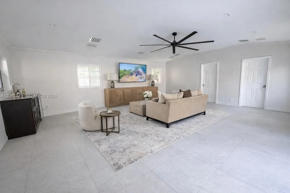 7440 SW 174th St Palmetto Bay, FL 33157