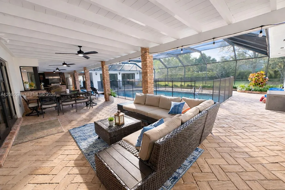7440 SW 174th St Palmetto Bay, FL 33157