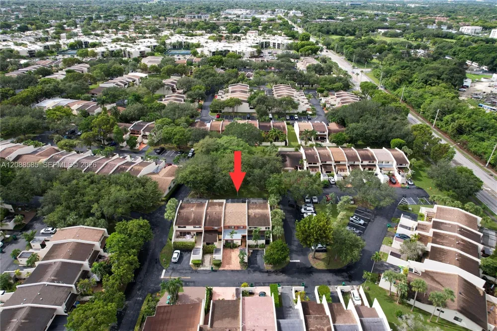 10656 SW 76th Ter Miami, FL 33173