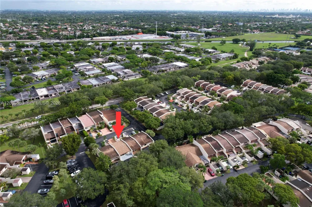 10656 SW 76th Ter Miami, FL 33173