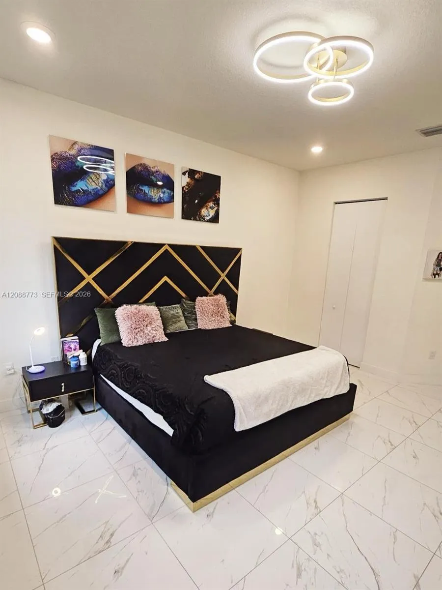 10440 NW 67th St #10440 Doral, FL 33178