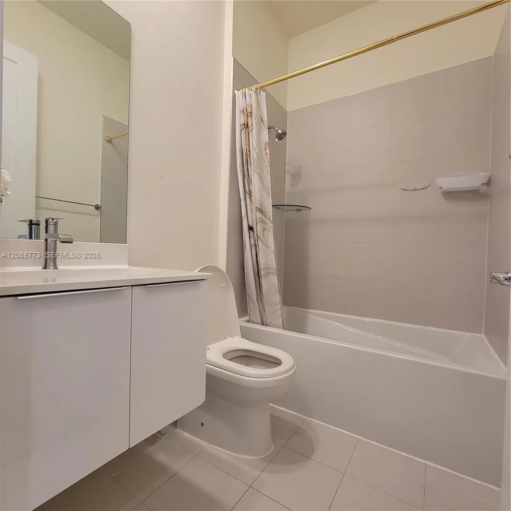 10440 NW 67th St #10440 Doral, FL 33178