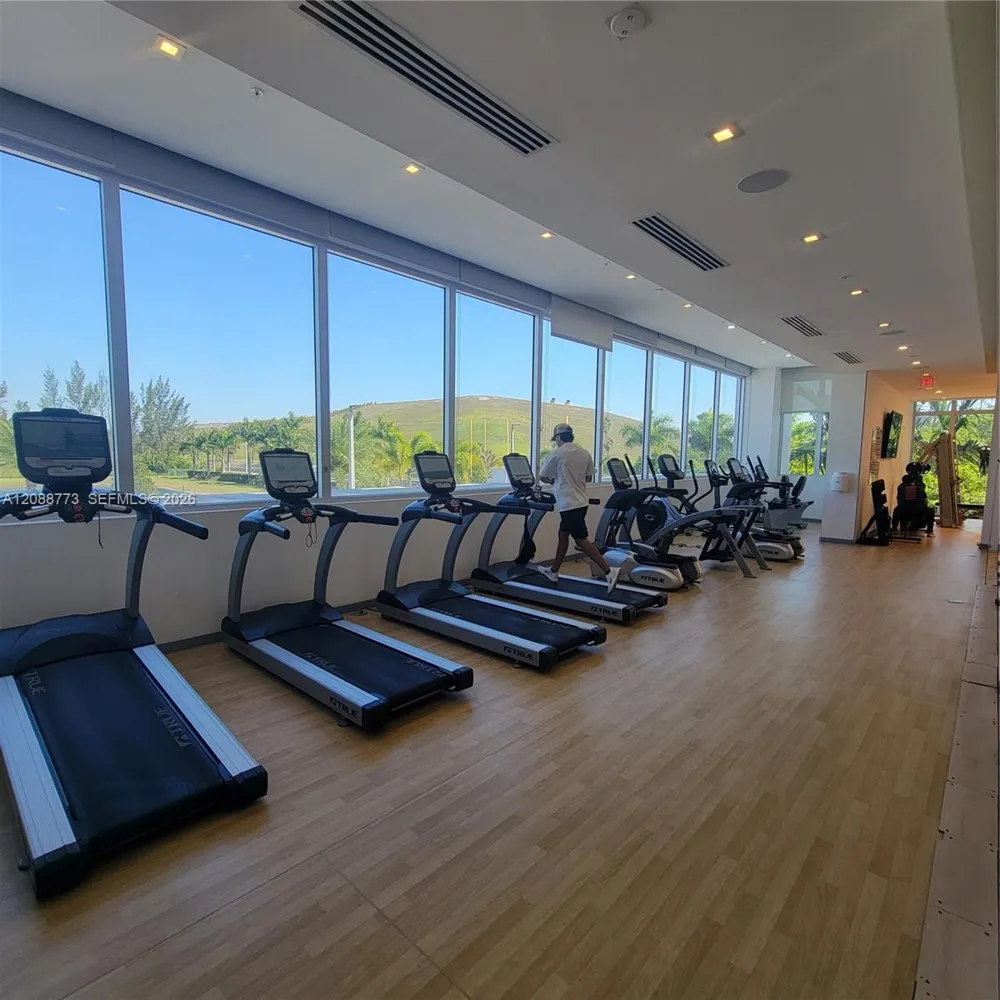 10440 NW 67th St #10440 Doral, FL 33178