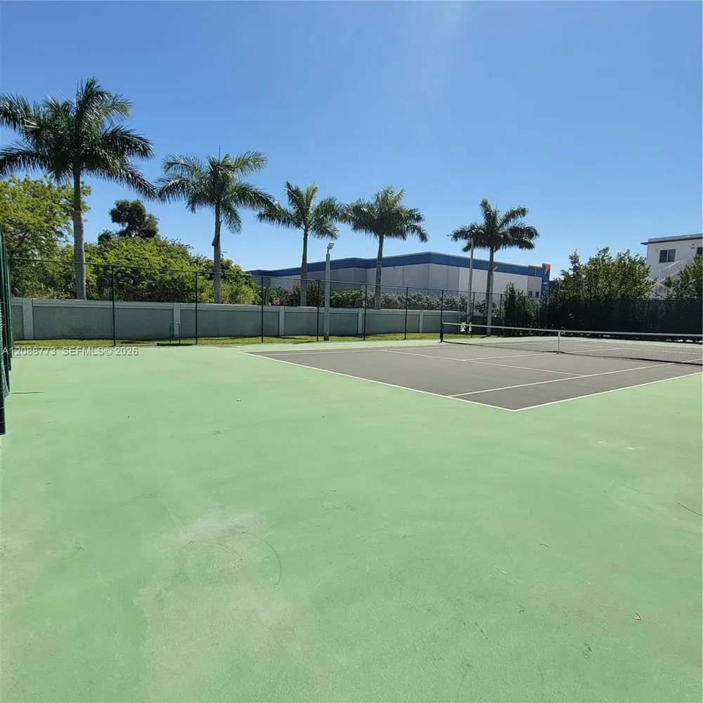 10440 NW 67th St #10440 Doral, FL 33178