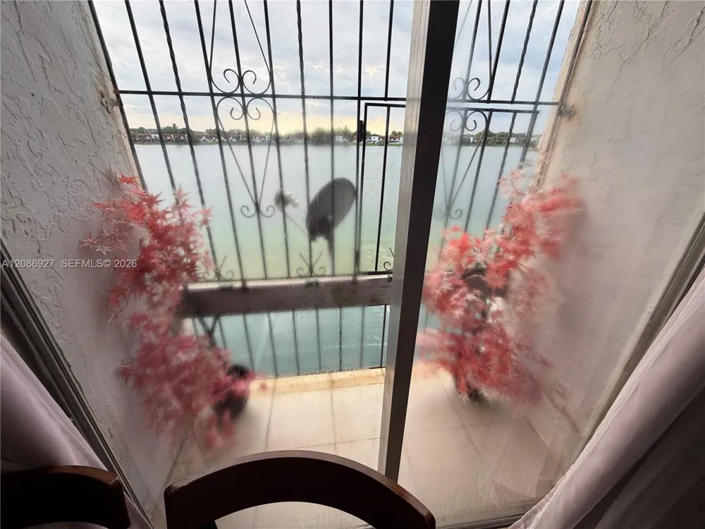 400 NW 107th Ave #4D Miami, FL 33172