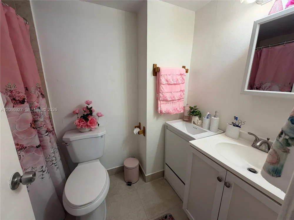 400 NW 107th Ave #4D Miami, FL 33172