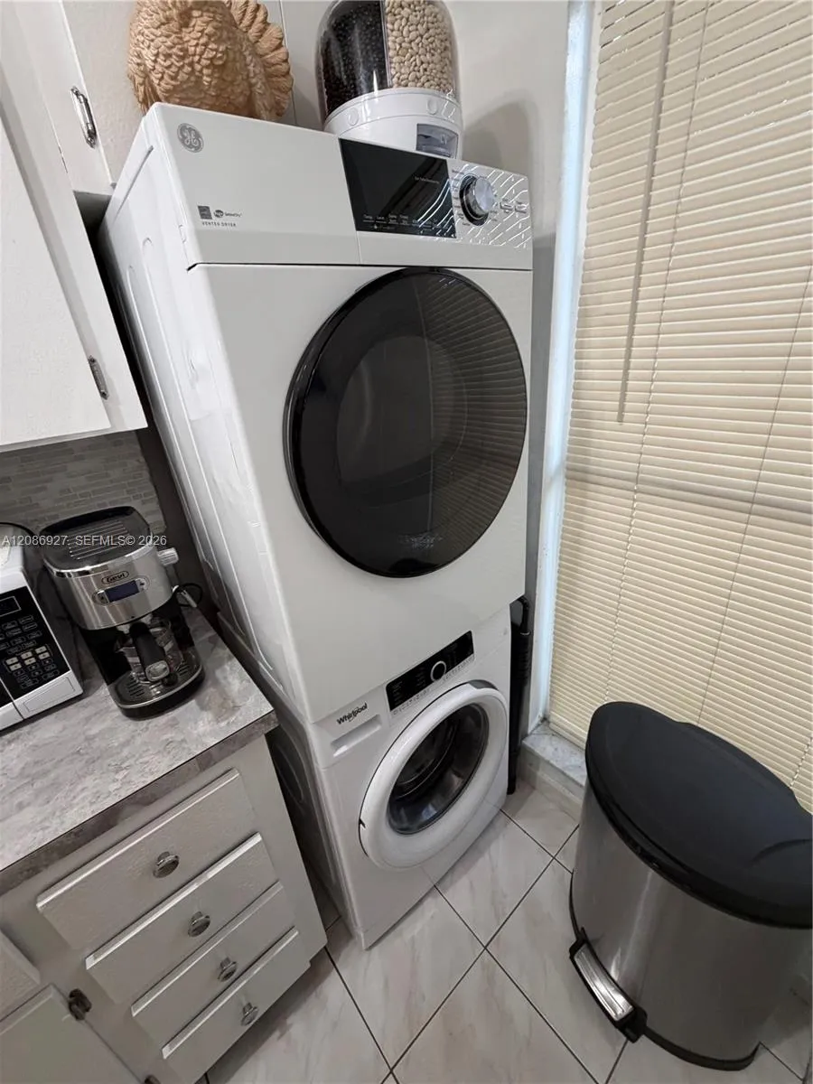 400 NW 107th Ave #4D Miami, FL 33172