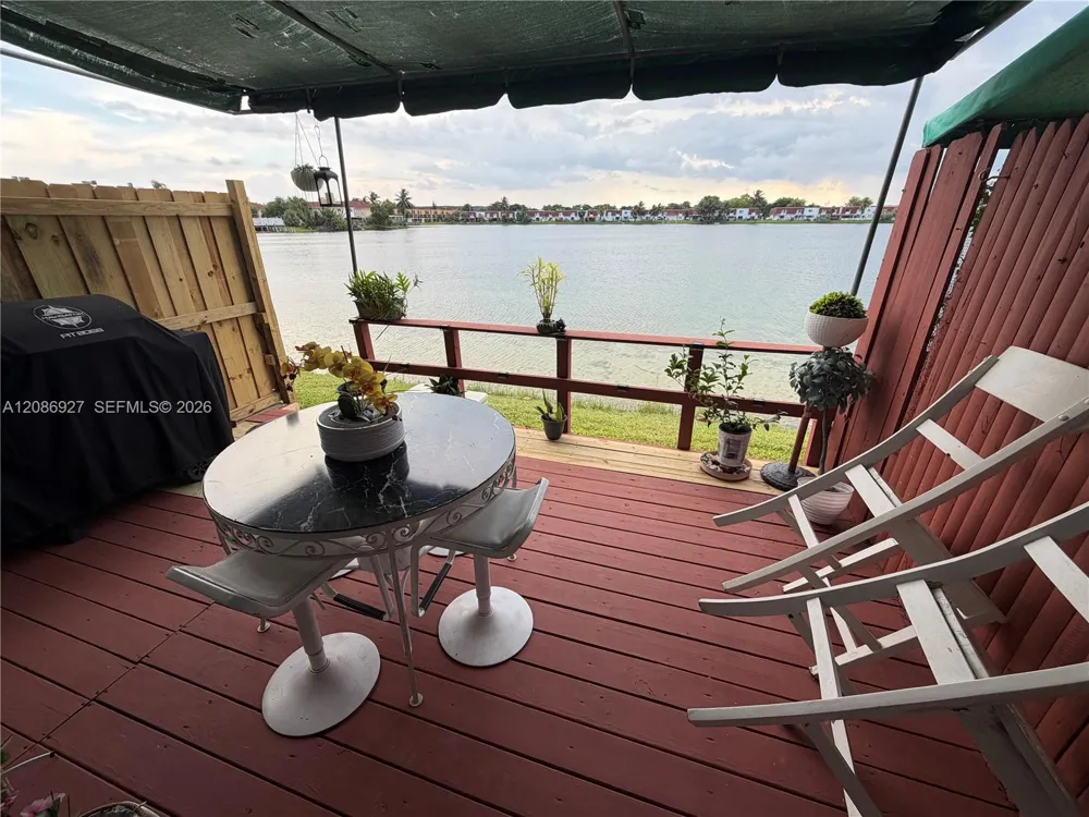 400 NW 107th Ave #4D Miami, FL 33172