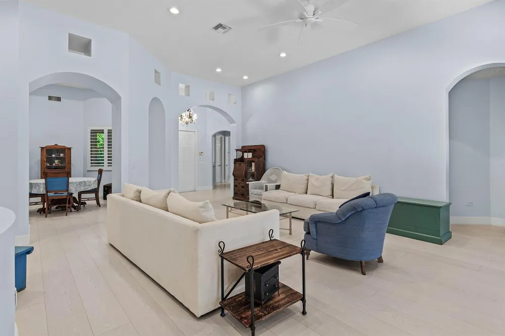 7831 Via Grande Boynton Beach, FL 33437