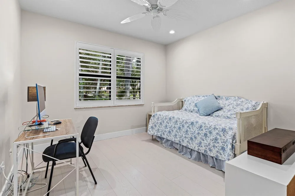 7831 Via Grande Boynton Beach, FL 33437