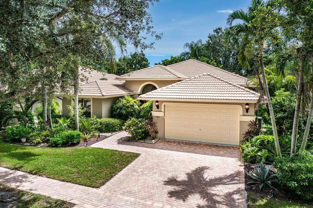 7831 Via Grande Boynton Beach, FL 33437